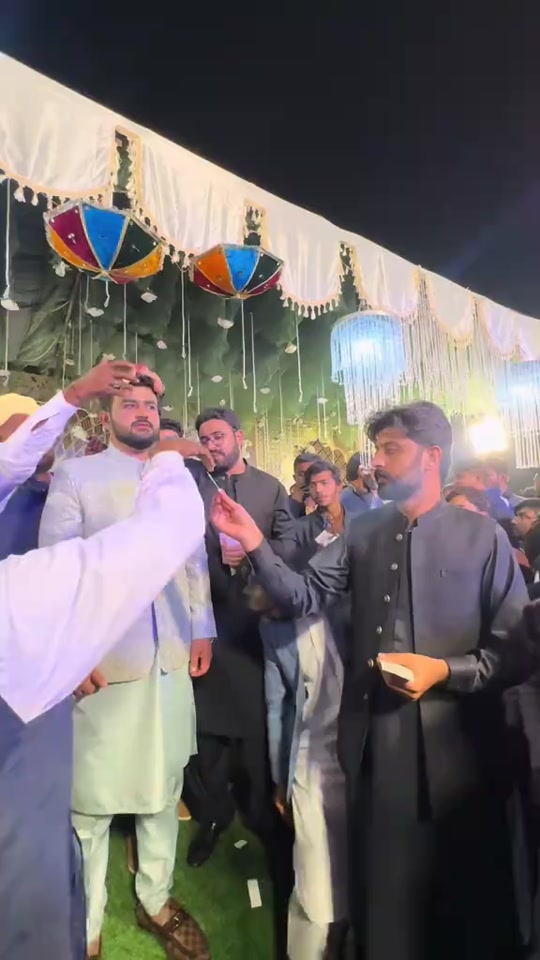 tiklocker_Bilal Marth 7 🖤👈#viraltiktok #comedyvideo 🌃🖤😎#fpyシ 😎💗💗🌥️❤️‍🩹#1million....mp4