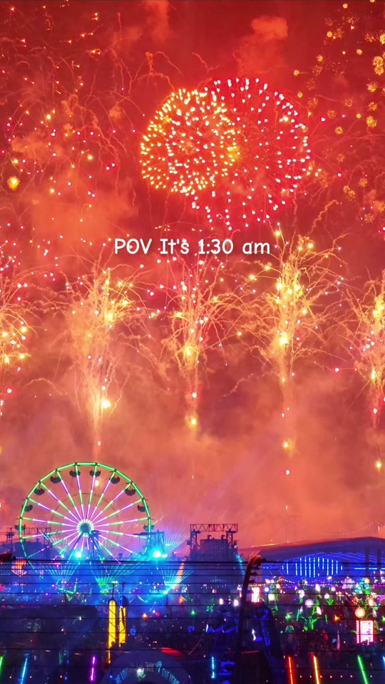 tiklocker_POV it's 130 am #edclasvegas #fireworks #edcfireworks #vegas #edc .mp4