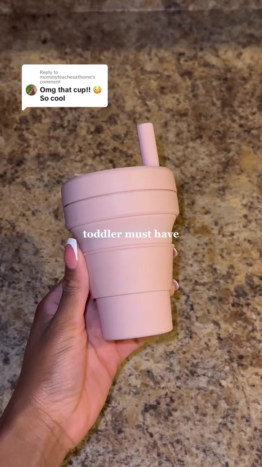 tiklocker_Replying to @mommyteachesathome this collapsible cup is so compact an....mp4